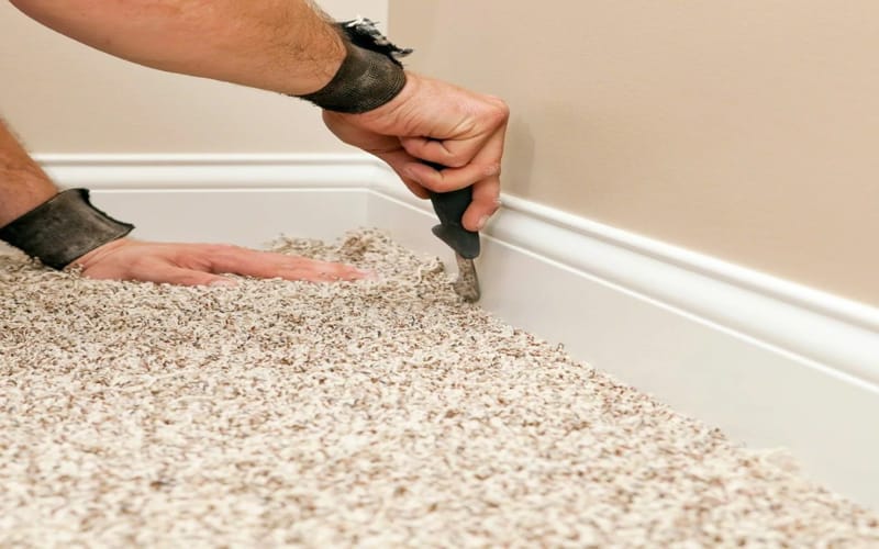 5 Easy Ways To Pull Carpet Up: DIY Guide