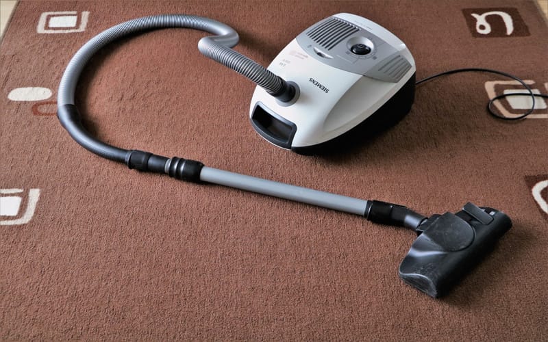A Comprehensive Guide: How to Clean Carpet?